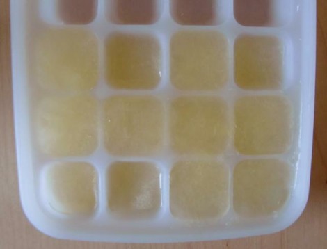 Zitroneneiswürfel Zitroneneiswürfel